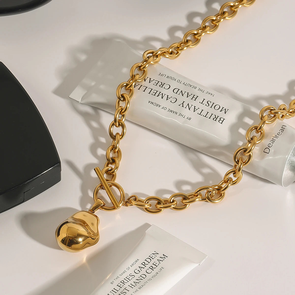 Uworld Minimalist 18K Gold Color Plated Stainless Steel Alien Ball Pendant Necklace Stackable Women'S Chain Necklace Party Gift