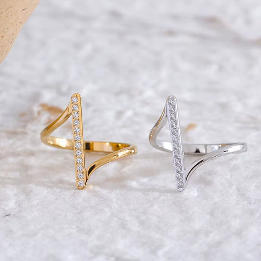 Stylish Unique Stainless Steel Geometric Twisted CZ Chic Ring Delicate Shiny Cubic Zirconia Minimalist Daily Charm Jewelry