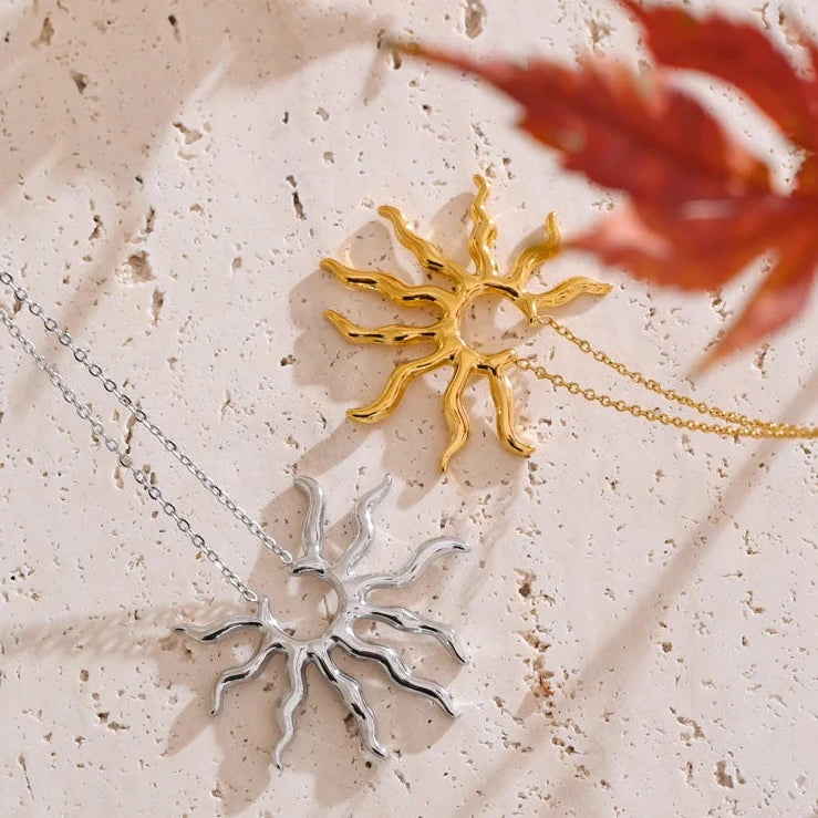 Individualistic Stainless Steel Metal Trendy Sun Pendant Necklace Hot Style Attractive Jewelry Waterproof Accessories Gift