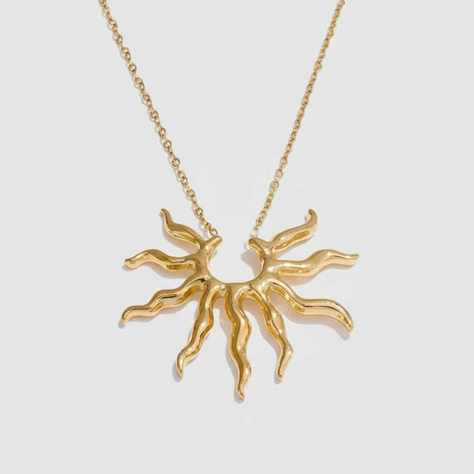 Individualistic Stainless Steel Metal Trendy Sun Pendant Necklace Hot Style Attractive Jewelry Waterproof Accessories Gift