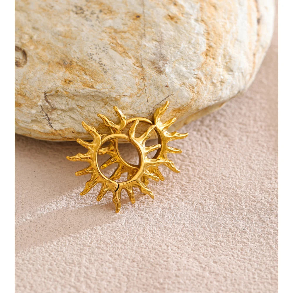 New Stainless Steel Hammer Metal Sun Hoop Earrings for All Occasions Golden Daily Wear PVD Jewelry Accessories Waterproof