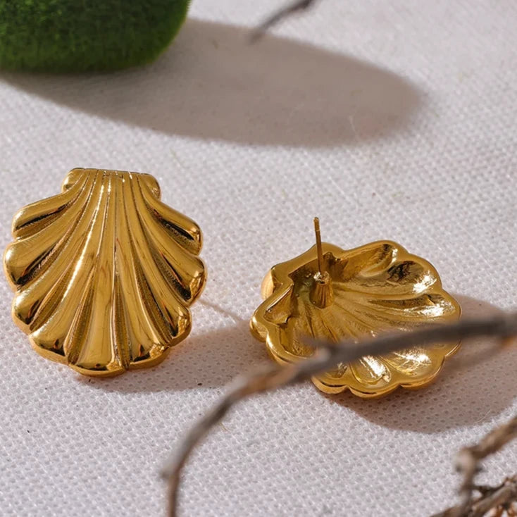 Fashion Metal Shell Gold Color Stud Earrings Women Waterproof Stainless Steel Beach Seaside Holiday Summer Jewelry Bijoux