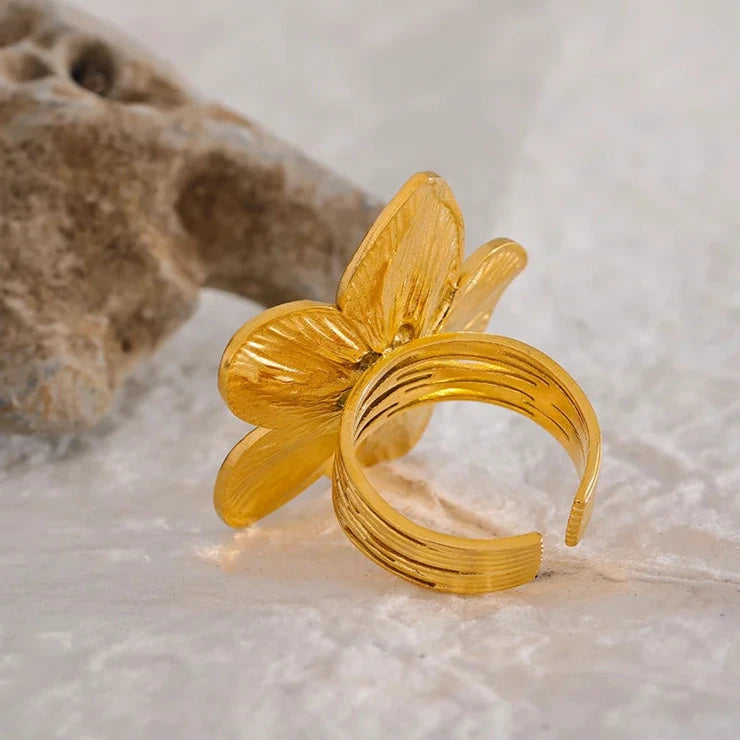 Waterproof 18K Gold Color Stainless Steel Flower Big Open Ring for Women Trendy Fashion Party Summer Statement Jewelry