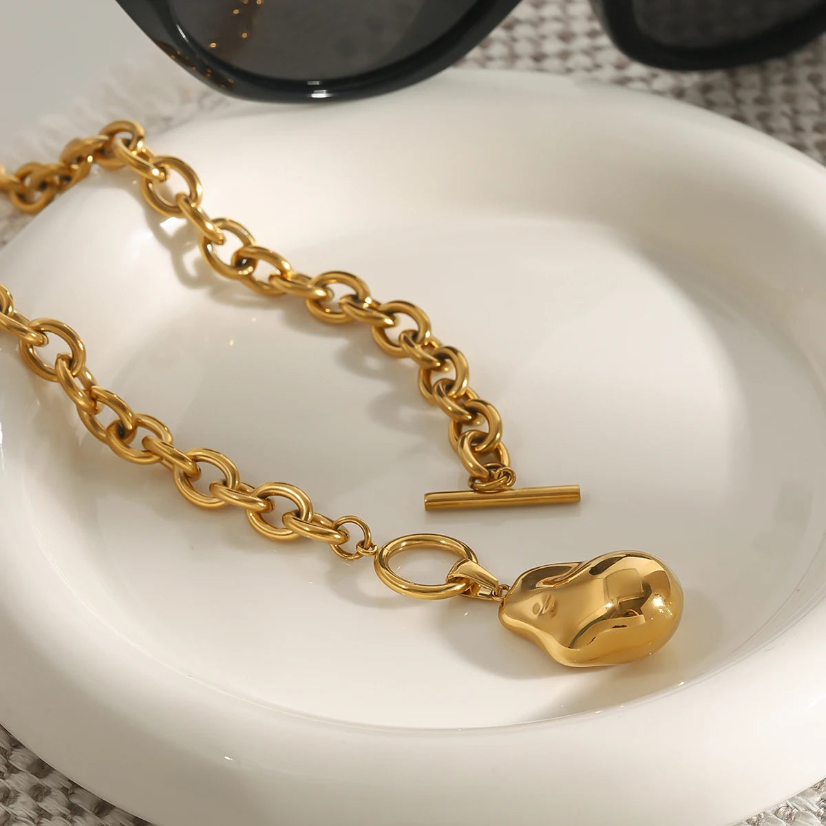 Uworld Minimalist 18K Gold Color Plated Stainless Steel Alien Ball Pendant Necklace Stackable Women'S Chain Necklace Party Gift